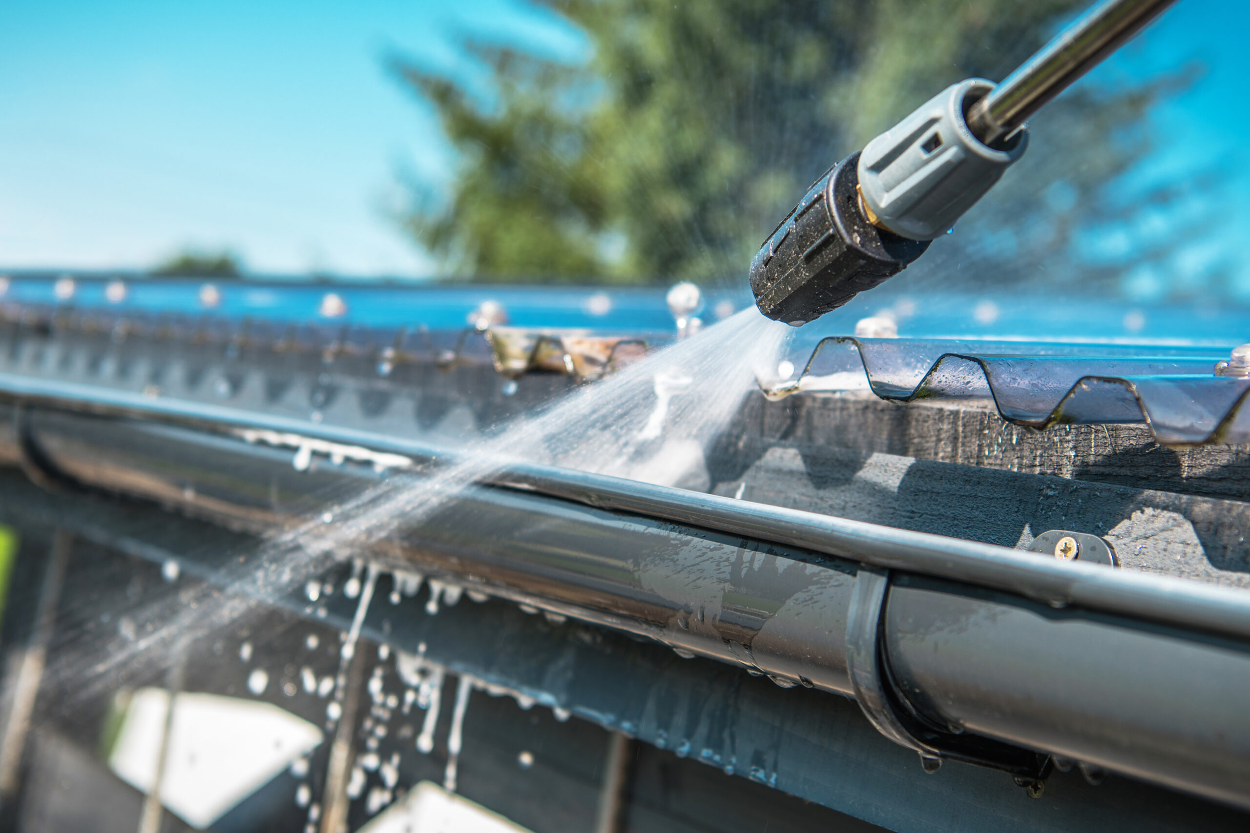 Photo inspiration: Visual Reference: How To Clean Gutters